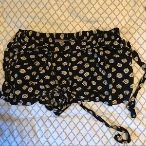 Sunflower flowey shorts